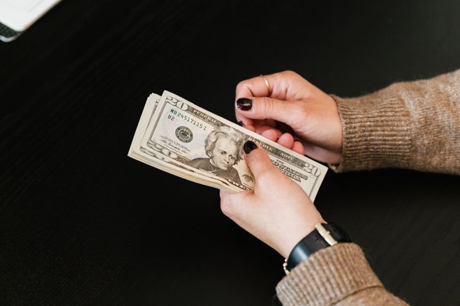 Stop Leaving Money on the Table: Billing Hours Accurately